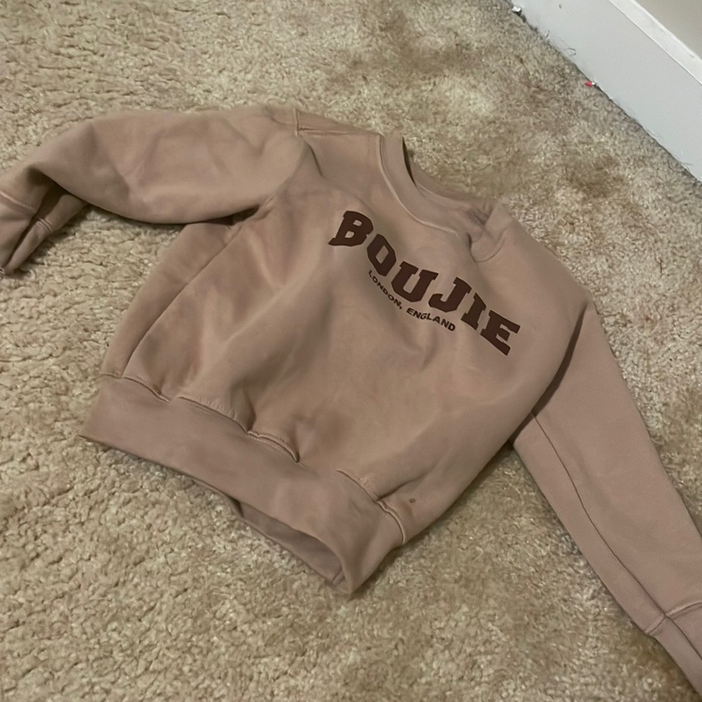 Sweatshirt